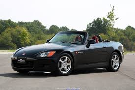 Illustration for article titled Potential Hot Take: Black is a ridiculous color for a convertible.